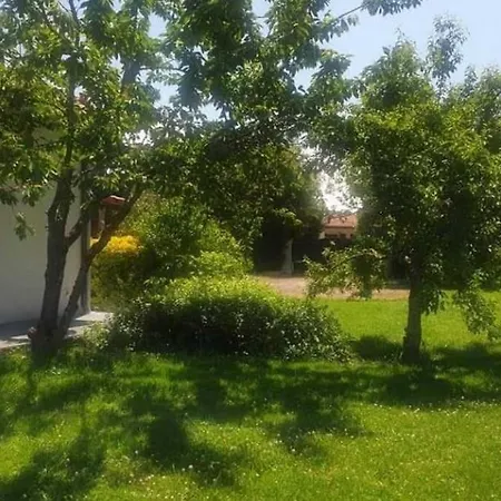 Дом отдыха Monplaisir 82