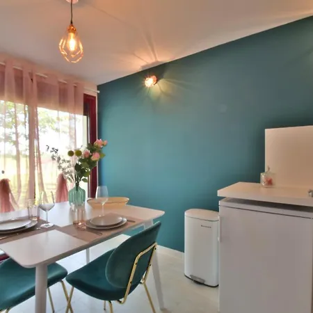 Holiday home Monplaisir 82