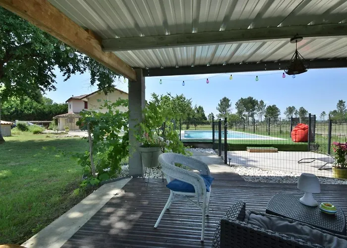 بيت للعطل Monplaisir 82 *